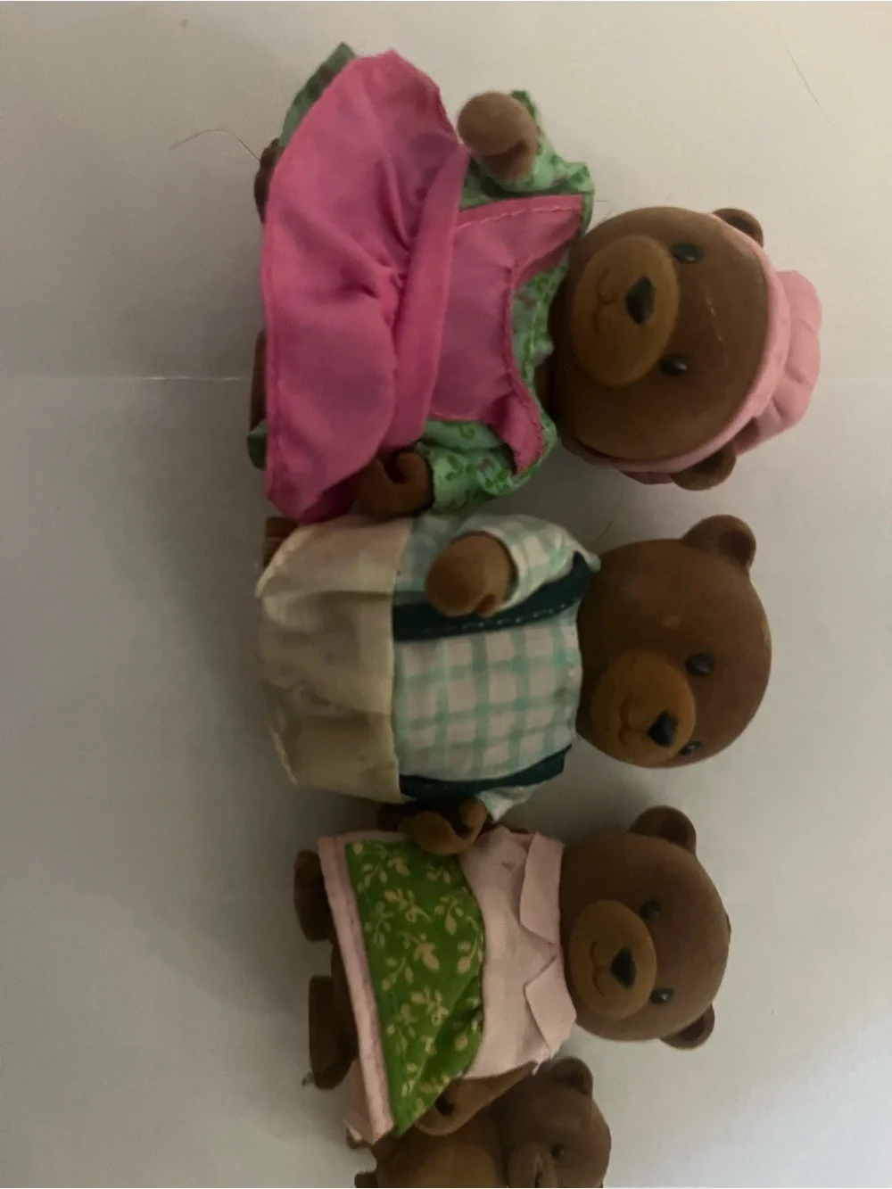 Plush Bear Family Playset - Pink & Green Outfits